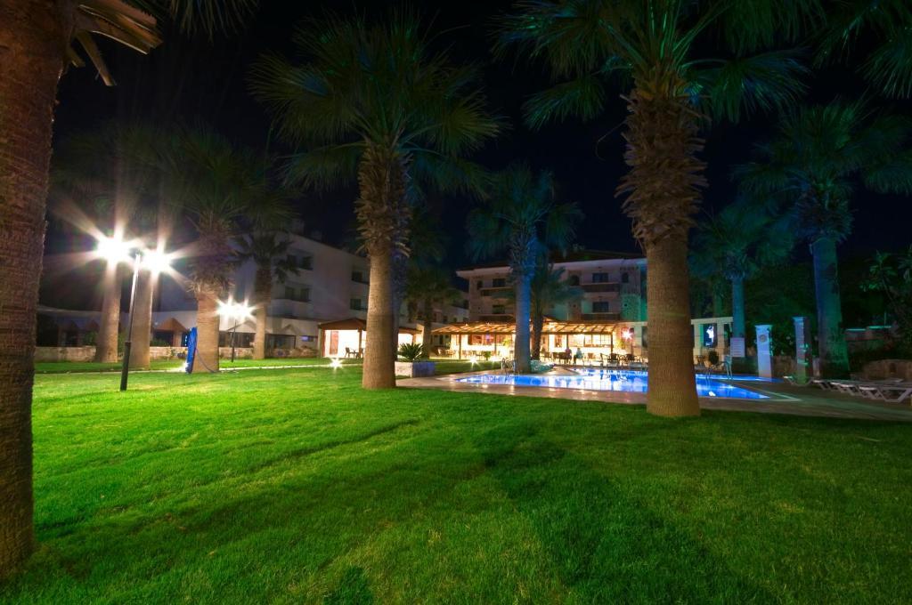דטקה My Marina Select Hotel מראה חיצוני תמונה
